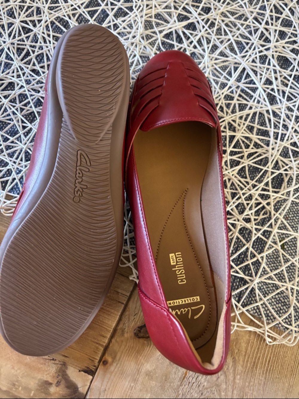 Clarks Women’s Wine Red Leather Slip-On Loafers - Picture 5 of 8